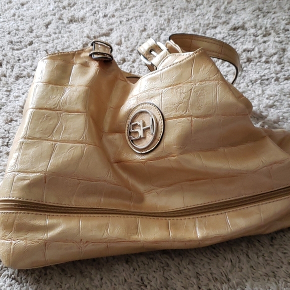 Sag Harbor Goldyellow Large Purse/ - Picture 1 of 12